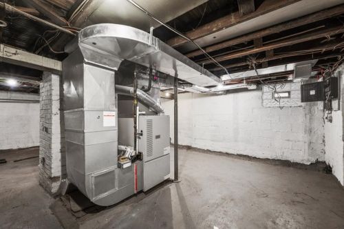 7442 Fleming St, Pittsburgh PA 15212 exterior