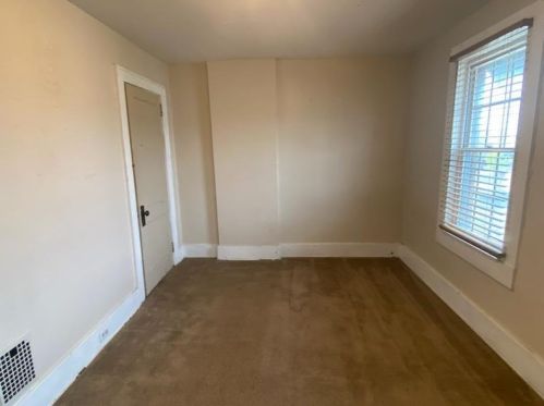 520 5th Ave, Moon Twp PA 15108-1527 exterior