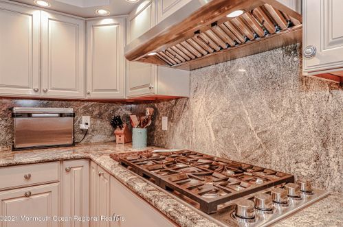 16 Troilus Dr, Old Bridge NJ 08857-2723 exterior