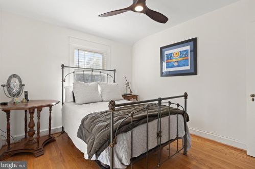 116 Moncure Dr, Alexandria VA 22314-4965 exterior