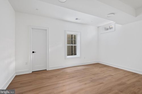 5805 Beech Ave, Bethesda MD  20817-3407 exterior