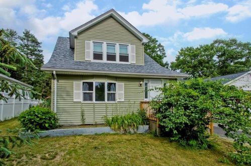 87 Lakevilla Ave, Springfield MA  01109-1405 exterior