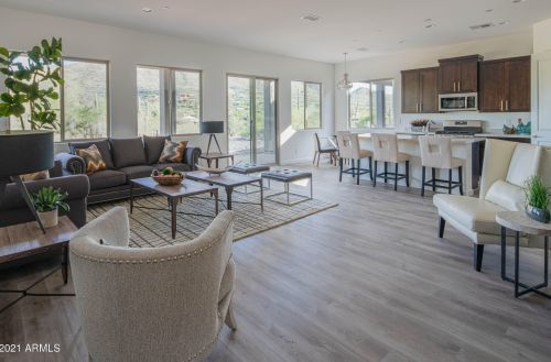 47833 43 Ave, Phoenix AZ exterior