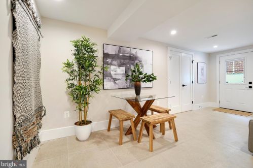 4215 16th St, Washington DC  20011-7005 exterior