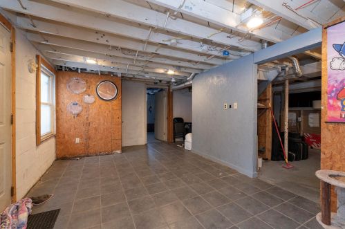 2335 Amherst Ave, Kalamazoo MI  49008-3937 exterior