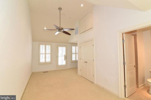 713 Carpenter Rd, Alexandria VA  22314-6227 exterior