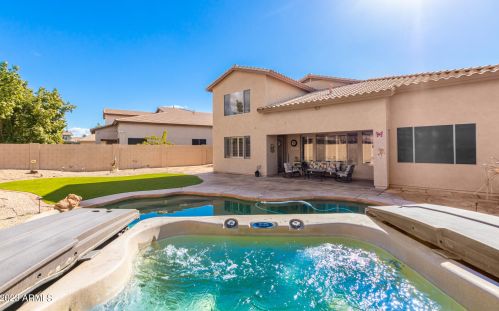 1454 Whitten Pl, Chandler AZ 85225-2101 exterior