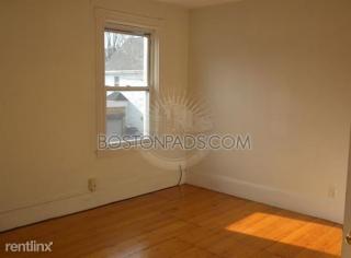 339 Centre St, Boston MA  02119 exterior