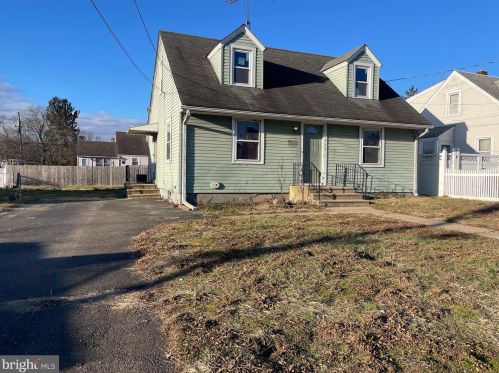 223 Connecticut Ave, Trenton, NJ 08609-1709