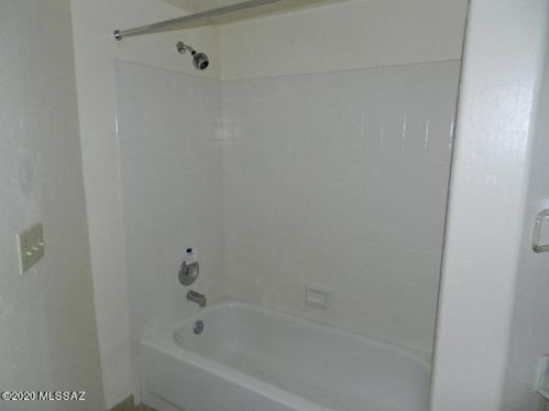 1511 Crystal Downs Ct, Tucson AZ 85737-7215 exterior