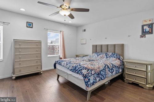 1648 4 St, Philadelphia PA 19148-1802 exterior