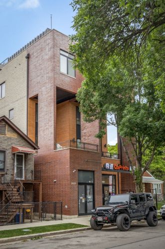 3420 Morgan St, Chicago, IL 60608-6903