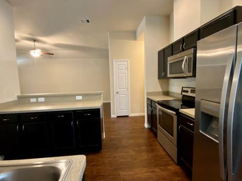 11335 Glenforest Dr, Montgomery TX  77356-5540 exterior