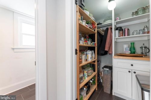 2570 Cedar St, Philadelphia PA 19125-2335 exterior