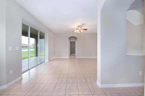 9012 Pinebreeze Dr, Riverview FL 33578-8861 exterior