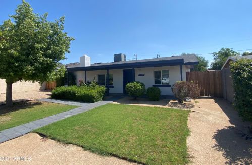 13827 11th St, Phoenix AZ  85022-4316 exterior