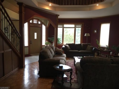 1 Travel Rd, Wantage, NJ 07461-4839