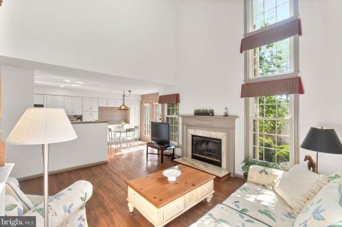 10960 Bloomingdale Dr, Rockville MD 20852-5550 exterior