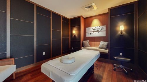 888 Kapiolani Blvd, Honolulu HI 96813-5210 exterior