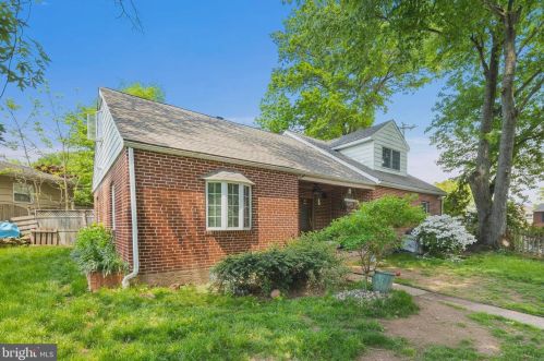 1097 Adams St, Pottstown PA  19464-4144 exterior