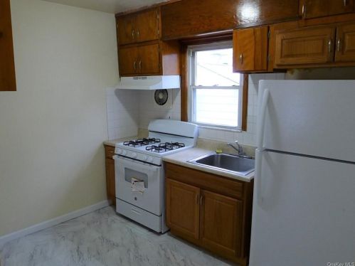 34 Urban St, Mount Vernon NY 10552-3211 exterior