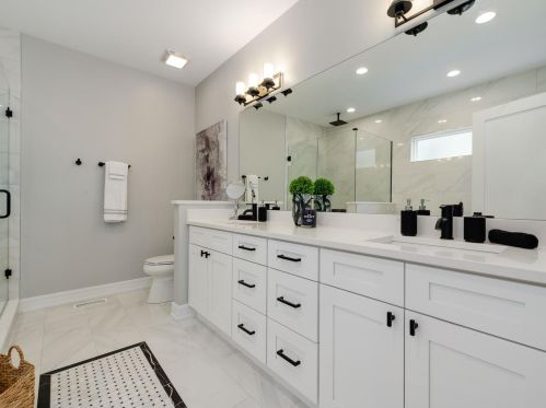 1635 Central Park Ave, Chicago IL 60647-4701 exterior