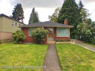 10309 12th Ave, Seattle WA  98125-7511 exterior