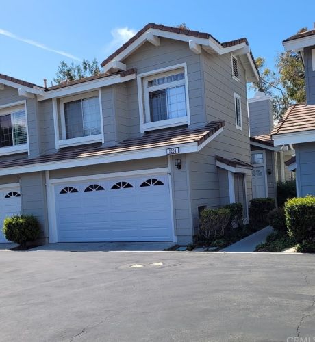 2204 Avocado Dr, Tustin, CA 92782-8348