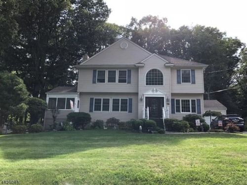 98 Fieldcrest Rd, Parsippany, NJ 07054-2413