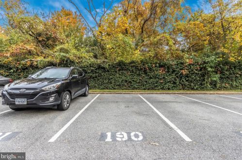 7333 New Hampshire Ave, Silver Spring MD 20912-6958 exterior