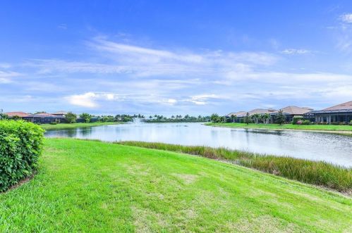 6601 Caldecott Dr, Naples FL 34113-3196 exterior