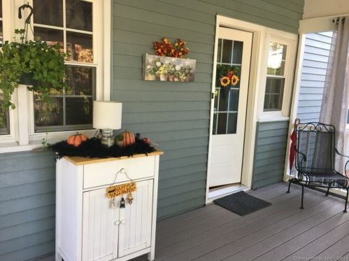 20 Baldwin Ave, Meriden CT 06450-3408 exterior