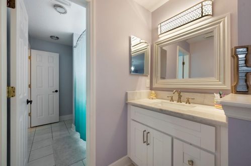 9624 Park Village Dr, Tampa FL  33626-5135 exterior