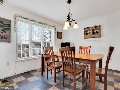 106 Cross Creek Dr, Primrose PA 17901-8727 exterior