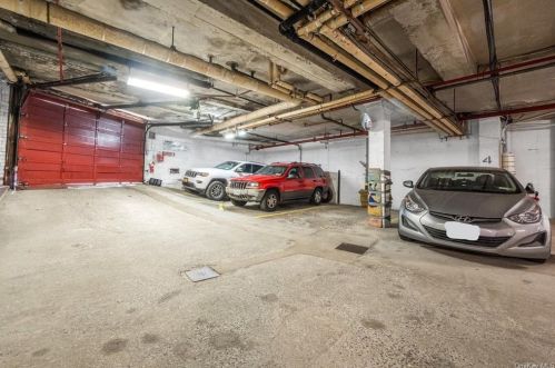 3201 Grand Concourse, Bronx NY  10468-1270 exterior