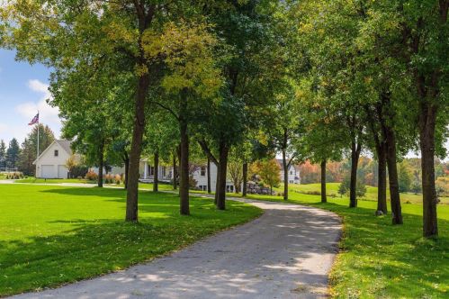 6625 Fogelman Rd, Maple Plain, MN 55359-9790