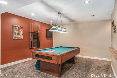 11711 Foreman St, Lowell MI 49331-9032 exterior