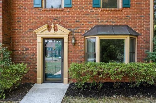 6150 Winfield Ct, Tucker GA  30084-1831 exterior