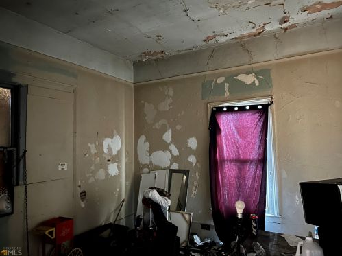 592 Formwalt St, Atlanta GA 30315-1053 exterior