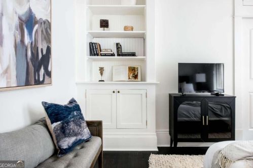 620 Kennesaw Ave, Atlanta GA 30308-2710 exterior