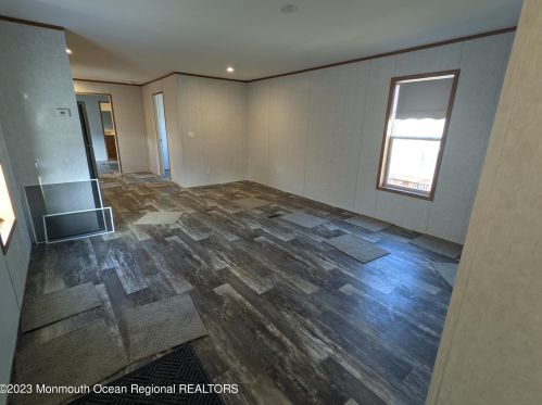 63 1st St, Lakehurst NJ  08759-5639 exterior