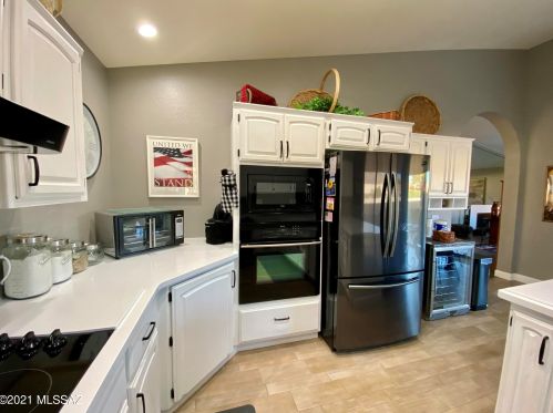 38145 Mtn Site Dr, Tucson AZ 85739-3016 exterior