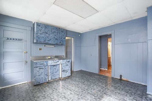 54 Lester St, Springfield MA 01108-2140 exterior