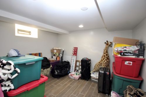 5835 Mason Ave, Chicago IL 60638-3608 exterior