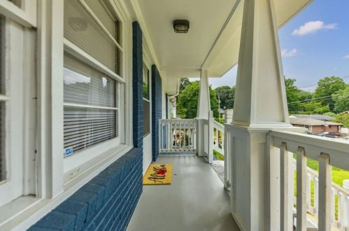 1582 Lincoln Ave, Atlanta GA  30317-2311 exterior