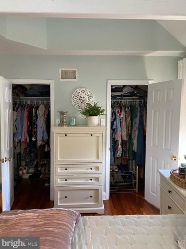 151 Linwood Ave, Ardmore PA 19003-2706 exterior