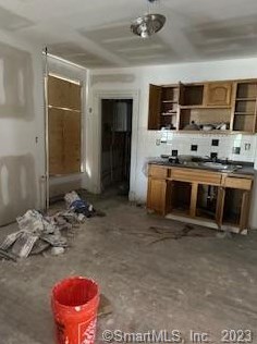 150 Babcock St, Hartford CT 06106-1304 exterior