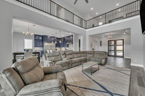 194 Bentwater Bay Dr, Montgomery TX 77356-4651 exterior