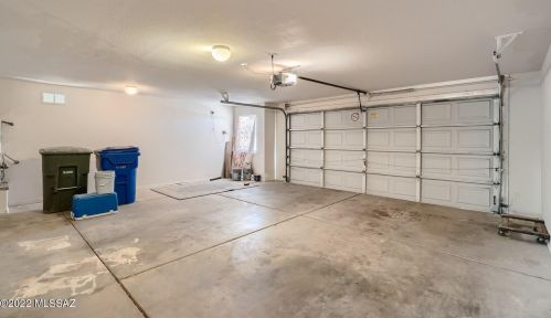 8979 Maxwell Dr, Tucson AZ  85747-5181 exterior