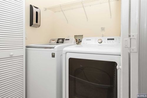 1203 Gatherings Dr, Paterson NJ 07508-1379 exterior